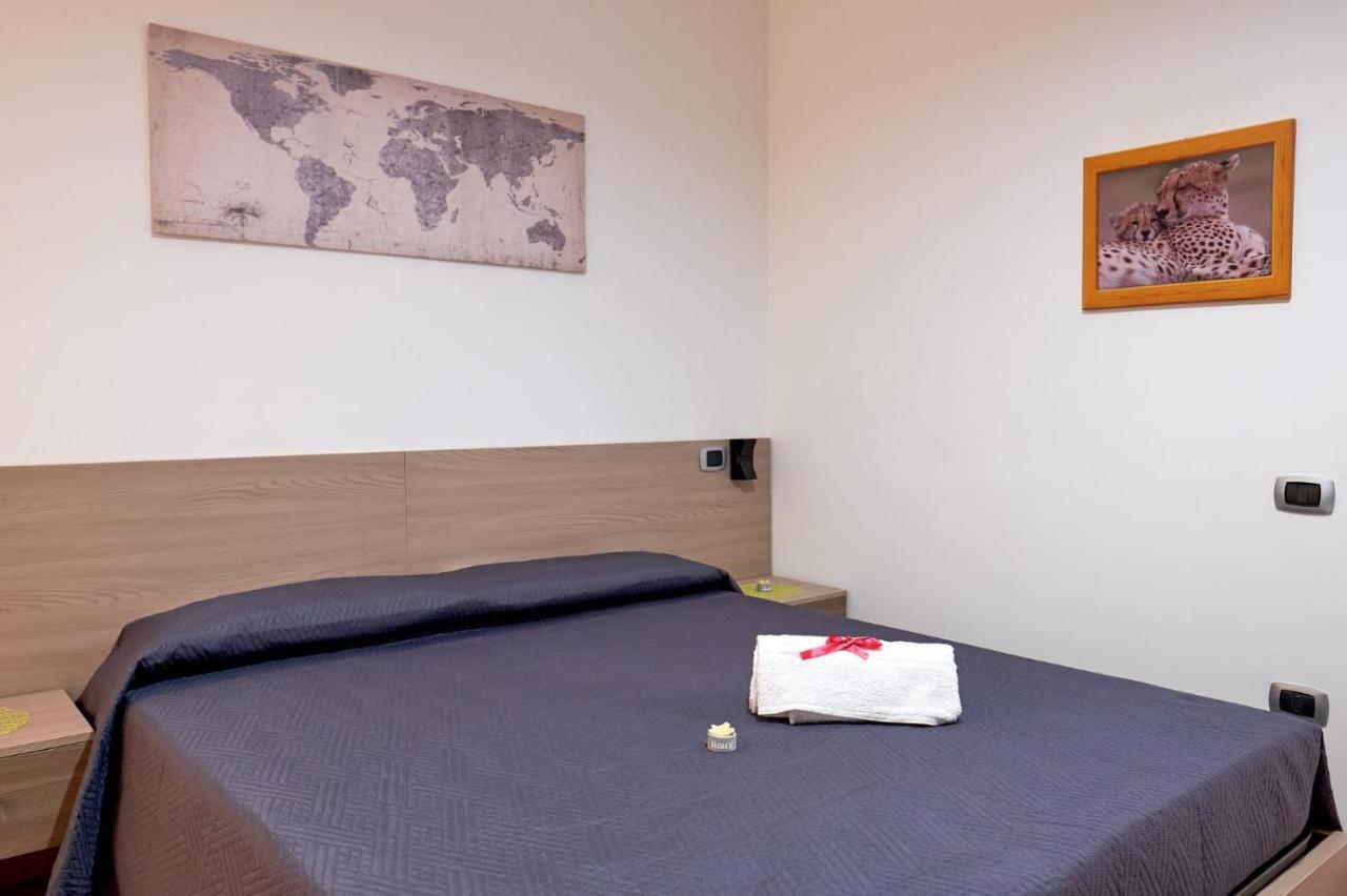 Bouganville House - Casa Vacanze Triparni ภายนอก รูปภาพ