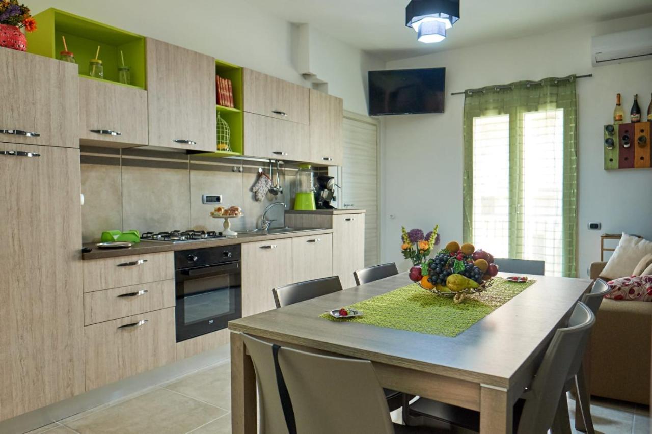 Bouganville House - Casa Vacanze Triparni ภายนอก รูปภาพ