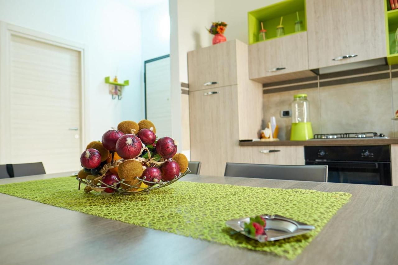 Bouganville House - Casa Vacanze Triparni ภายนอก รูปภาพ