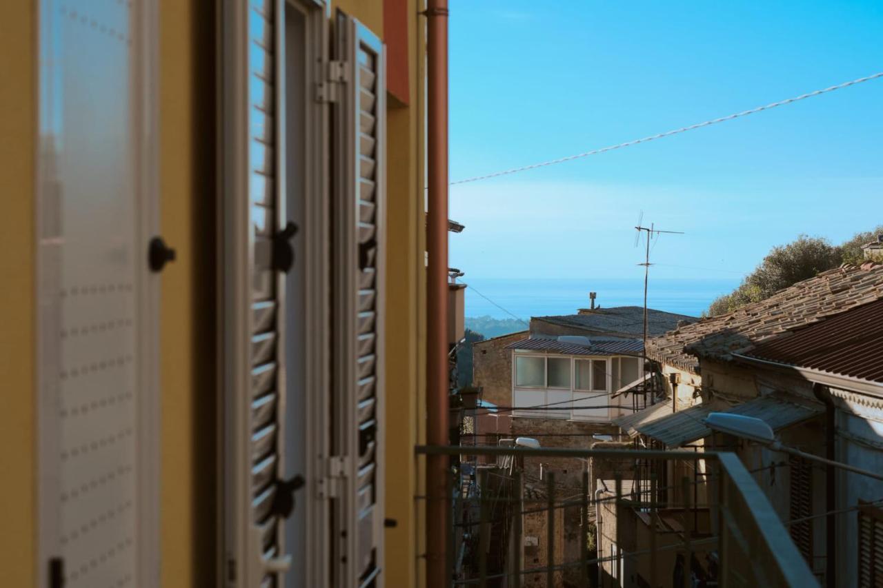 Bouganville House - Casa Vacanze Triparni ภายนอก รูปภาพ